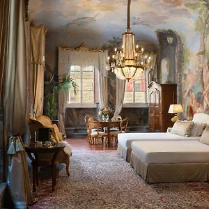 *** Bed & Breakfast Piazza Pitti Palace - Residenza D'epoca Italia